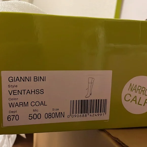 Gianni Bini gray suede tall boots 8 - Picture 6 of 6